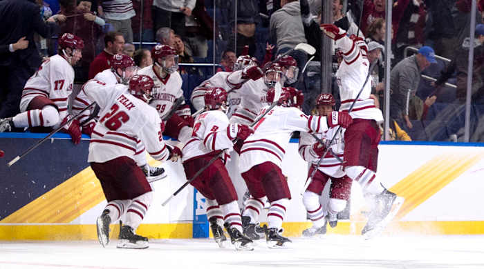umass-denver-frozen-four.jpg